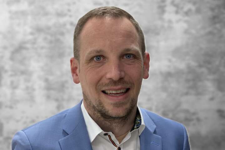 Christian Frank Zuschnitt